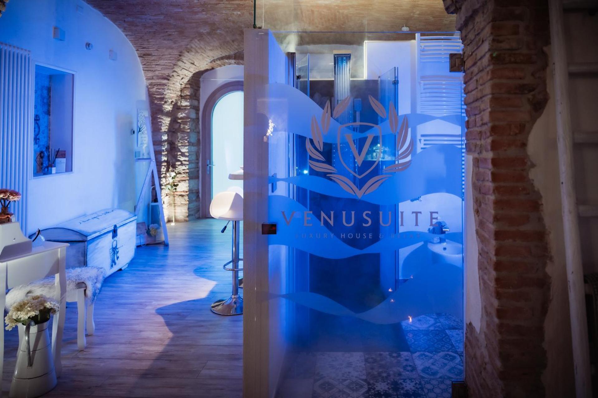 Venusuite Venosa - Luxury House, Spa & Relax - المظهر الخارجي الصورة